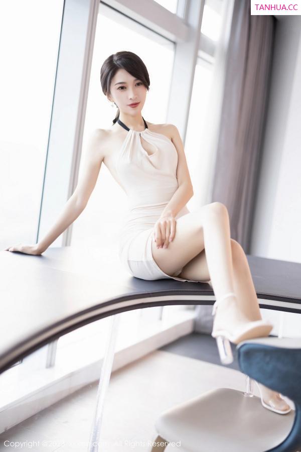 林乐一  [XiuRen]高清写真图 2023.04.25 No.6631 林乐一 丝袜美腿第24张图片